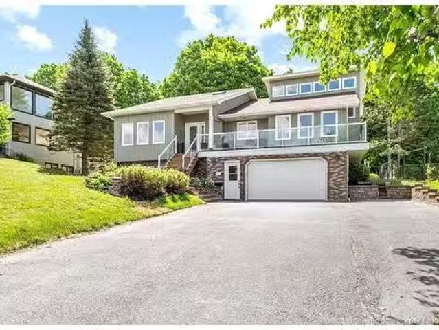 305 Lavoie St, Dieppe, NB, E1A 6R8 house for sale Listing I.