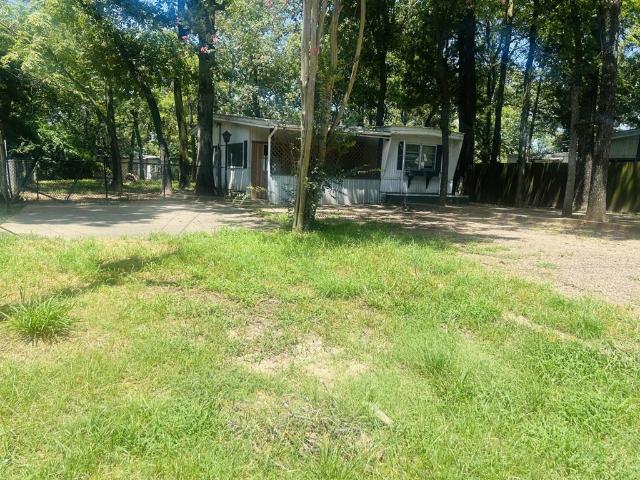 305 Live Oak Lane
