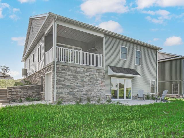 305 Lighthouse Lane