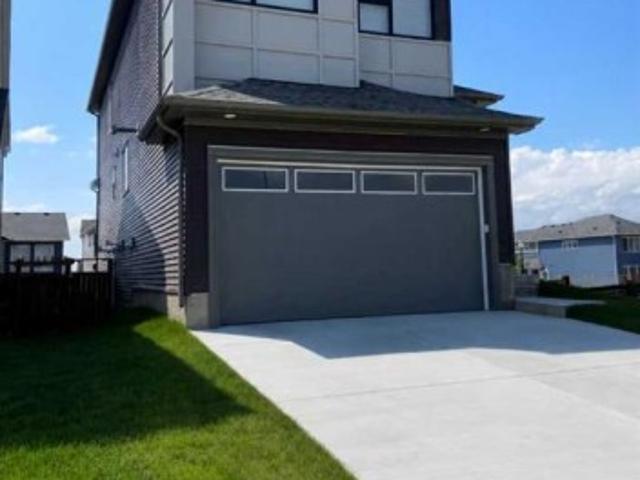 305 Lucas Place Nw, Calgary, AB, T3P 2E4 house for sale | Listing ID A2326 | Royal LePage