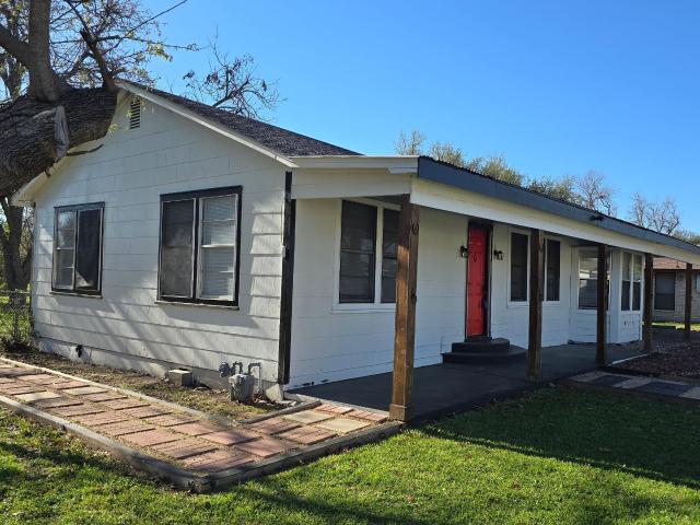 305 N 5th St