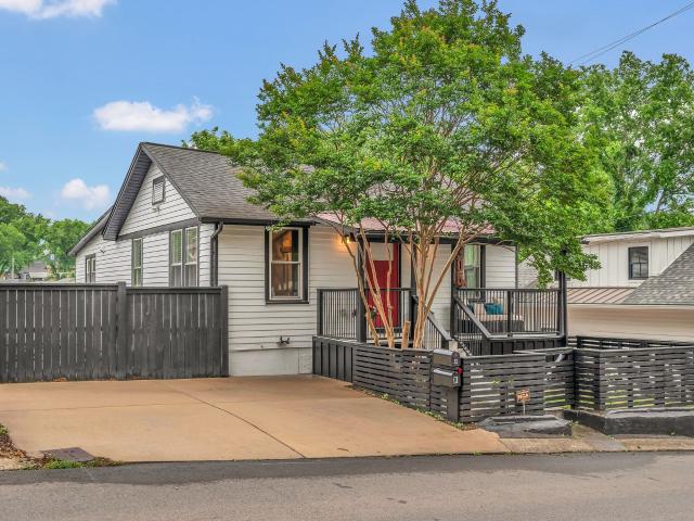 305 S 14th St
