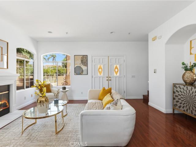 305 San Marcos St F