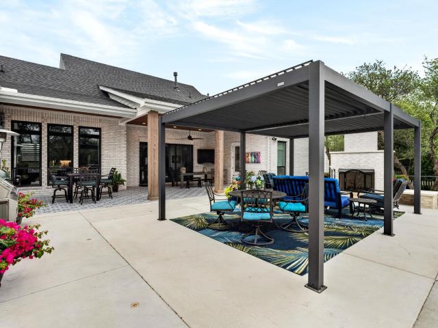 305 Spicewood Trails Dr, Spicewood, TX 78669 | MLS #177746