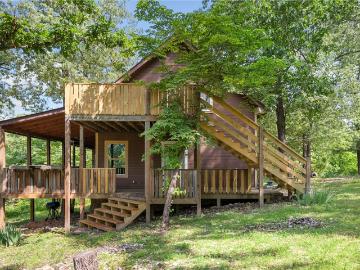 305 Spirit Drive
