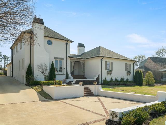 305 Sunset Drive