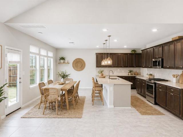 305 Painted Creek Way
