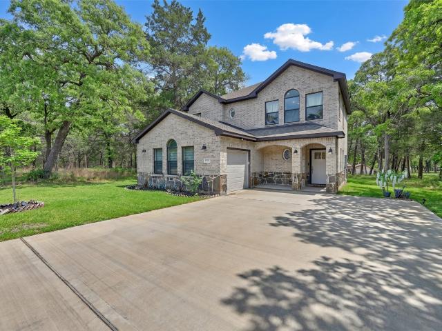 305 Pinehurst Dr Drive