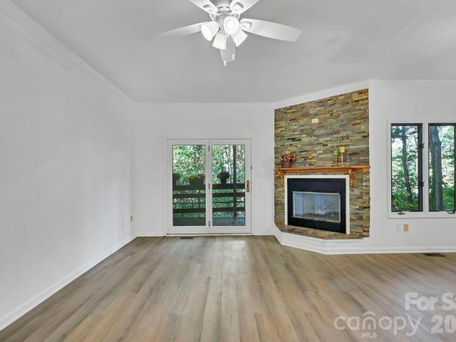 305 Piney Mountain Drive # A/#4
