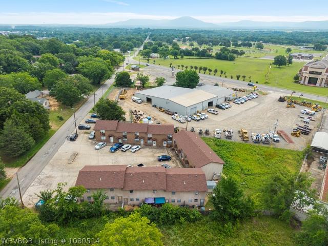 305 Pleasant Valley Road