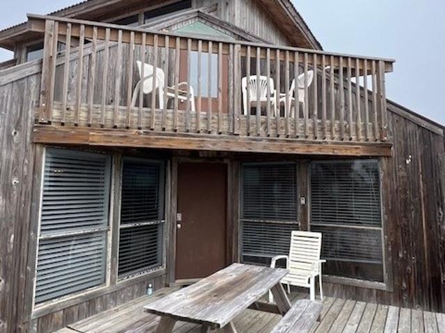 305 Private Road 640 50