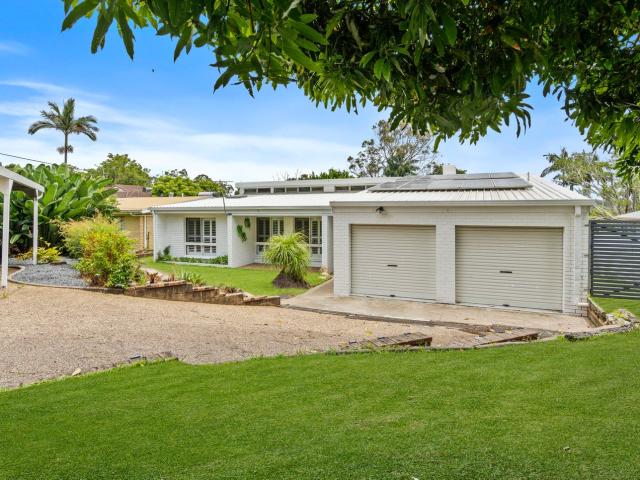 305 Redland Bay Road, CAPALABA, QLD 4157