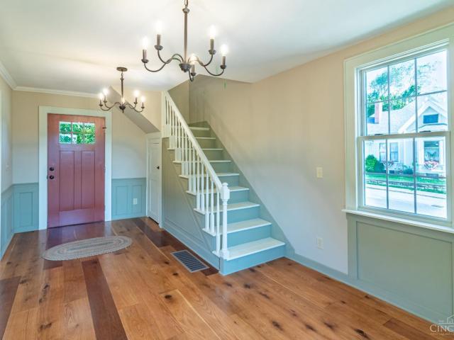 305 W Walnut Street
