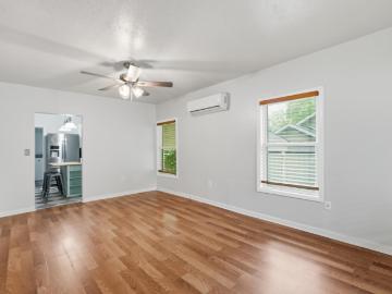 305 W Elm Street