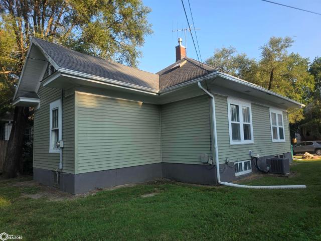 305 W Monroe Avenue