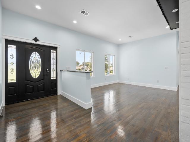 305 Waters Road