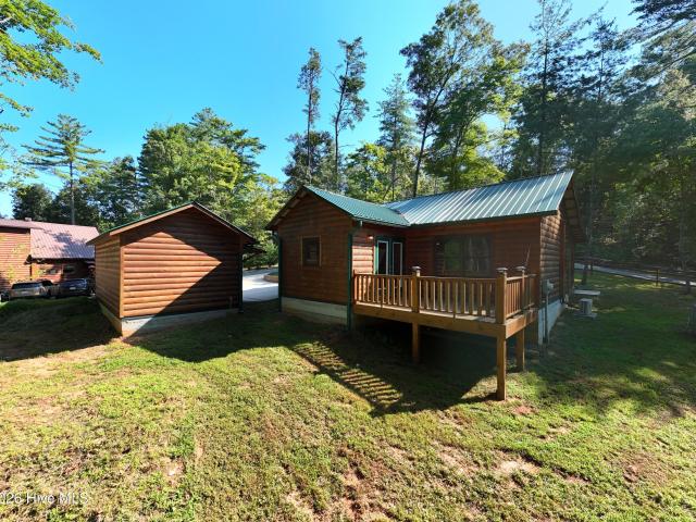 305 Whispering Hills Road