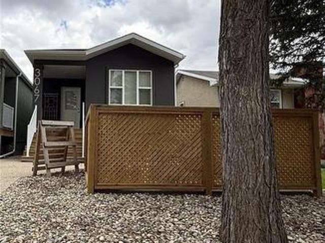 3067 Elphinstone Street, Regina, SK, S4S 2A6 house for sale | Listing ID SK038336 | Royal LePage