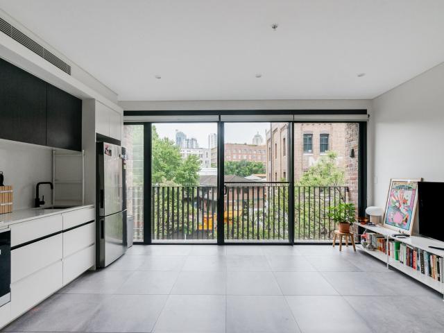 306/89 Bay Street, Glebe | Village Property