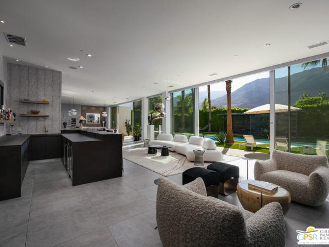 3068 Linea Terrace