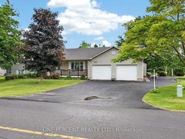 3061 Bridge Street, North Dundas, ON, K0E 1W0 house for sale | Listing ID X13661 | Royal LePage