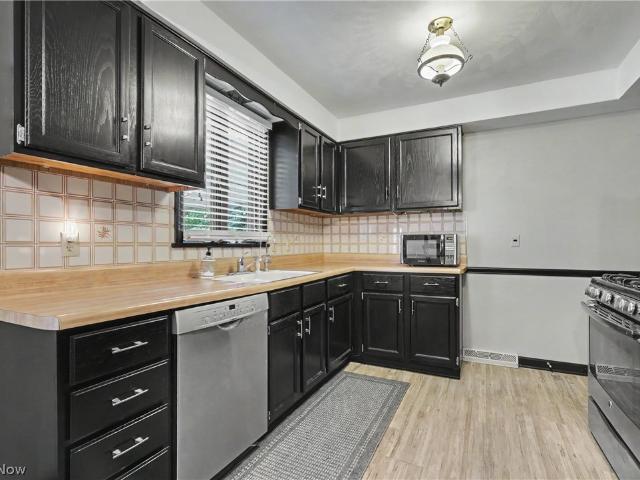 3061 Palmarie Drive