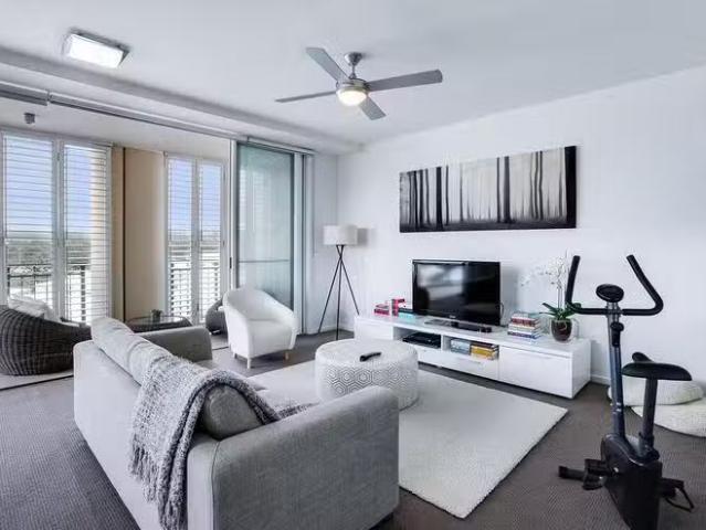 3062/3029 The Boulevard, Carrara, QLD 4211