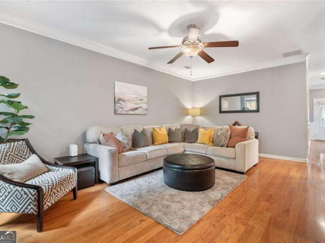 3063 Thornbury Trace