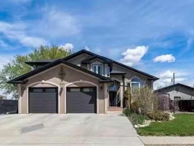 306 2 Avenue East, Oyen, AB, T0J 2J0 house for sale Listing.