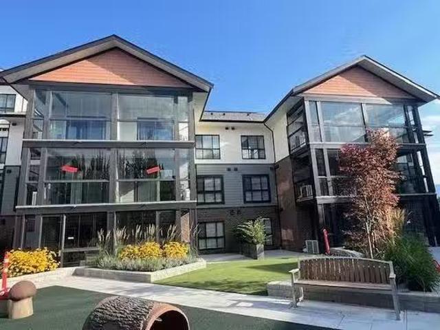 306 8497 Young Road, Chilliwack, BC, V2P 0M6 Single Family P.