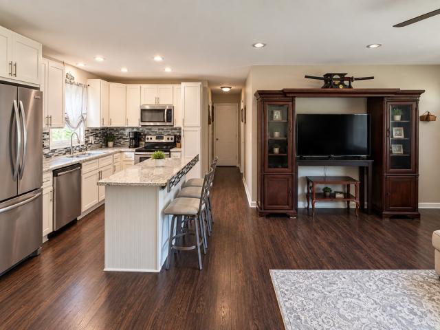 306 Circle Hill Dr