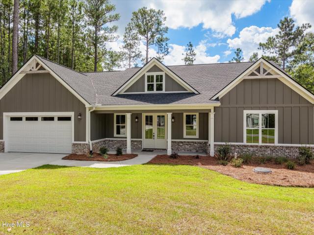 306 Clipper Trace