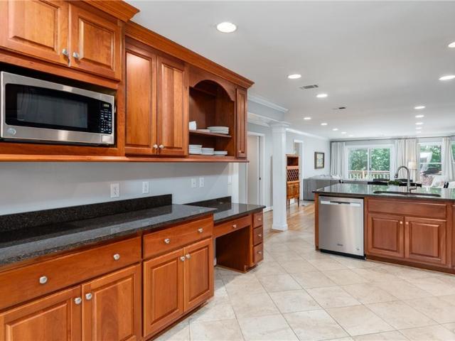 306 Archers Mead DR