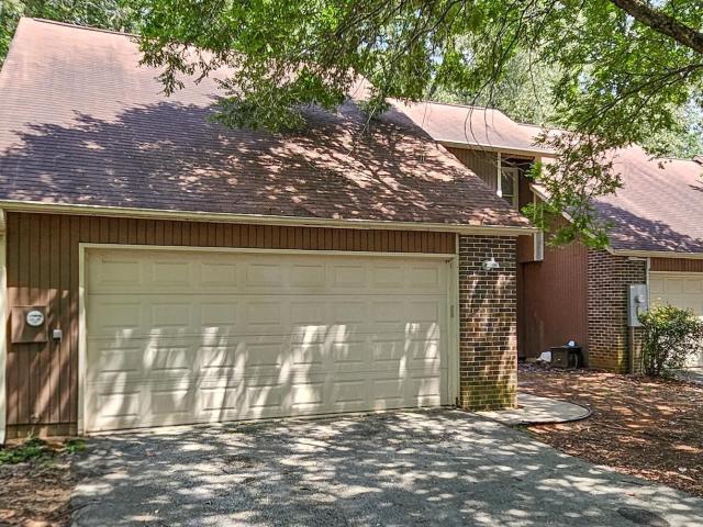 306 Autumn Lane