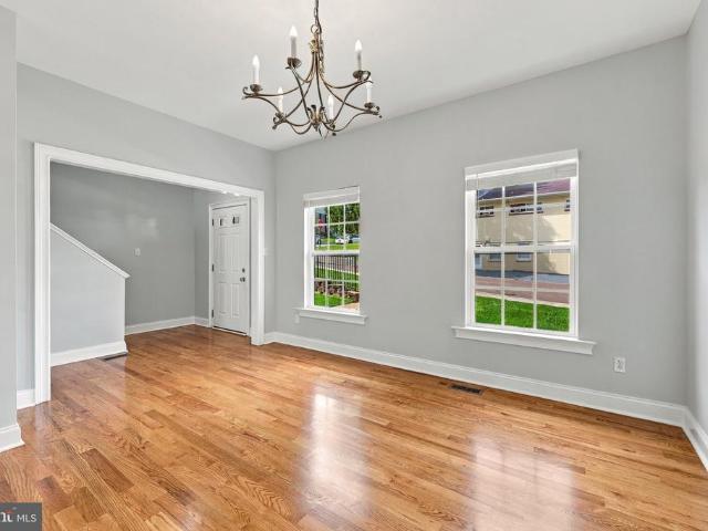 306 E Mulberry