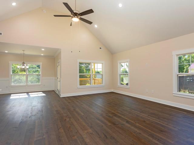 306 Emmett Avenue NW