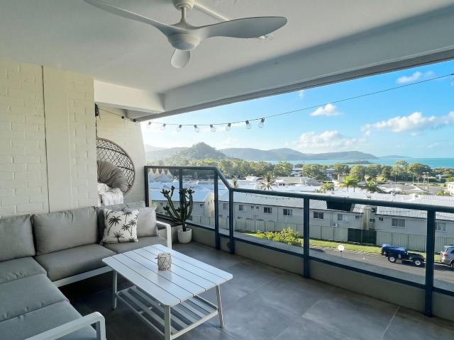 30/6 Eshelby Drive Cannonvale, QLD 4802