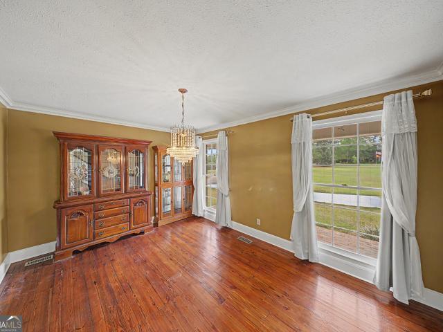 306 Holly Trail