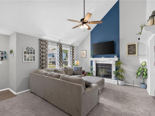 306 Lakeland Drive