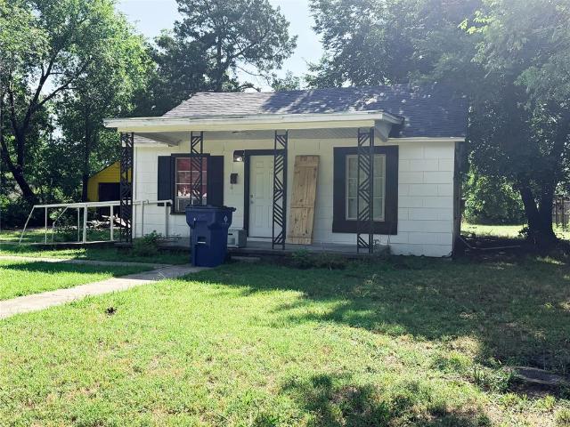 306 N 1st Street