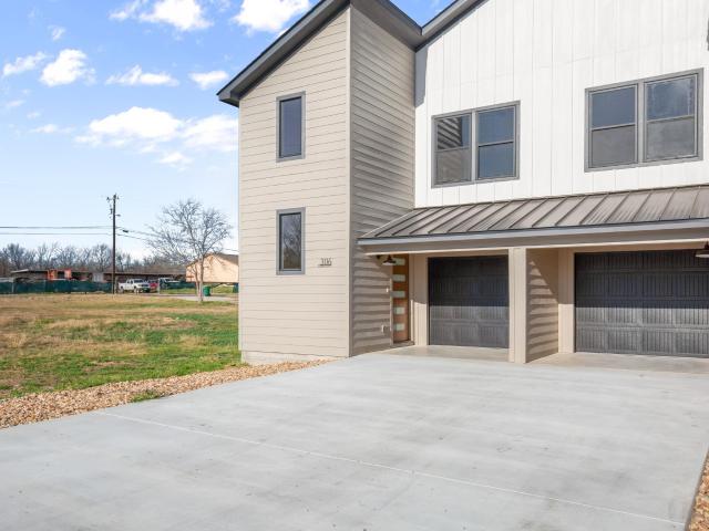 306 S Avenue P Ave # B