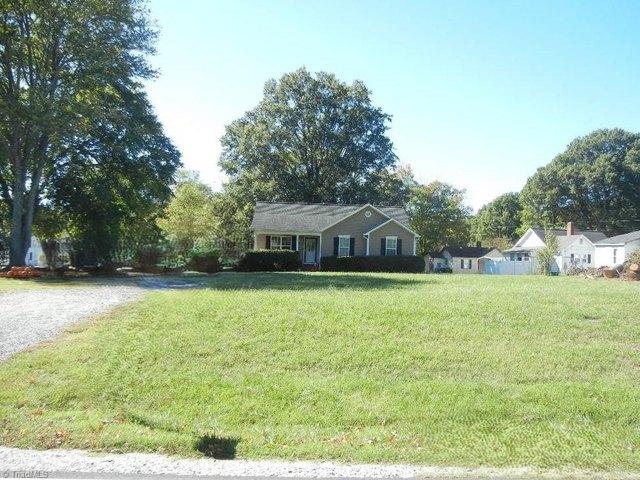 306 S Ayersville Rd, Mayodan, NC 27027