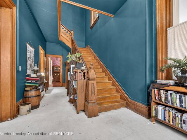 306 S Lansing Street