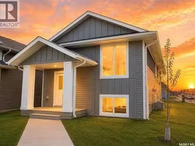 306 Stehwien Street, Saskatoon, SK, S7W 1P3 house for sale.