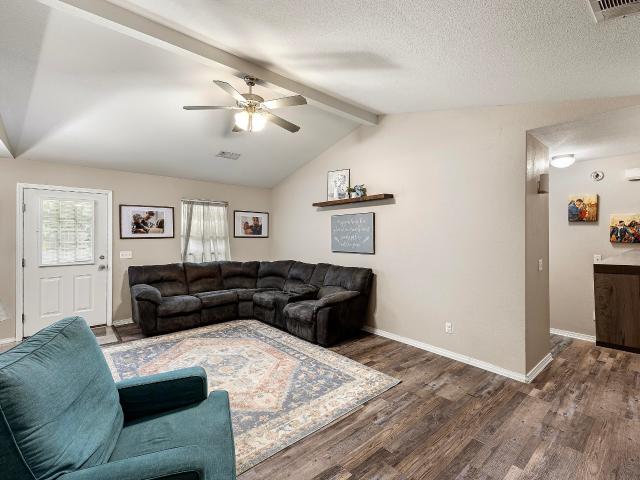 306 Willow Oak