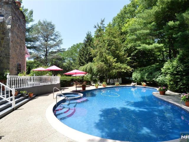 306 Windham Court