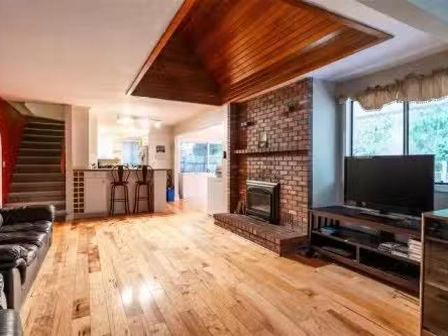 3074 Sooke Rd, Langford, BC, V9B 5Y9 house for sale Listing.
