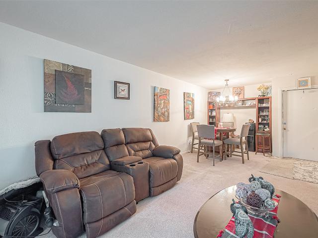 3075 Walnut Bend Ln, Unit 28, Houston, TX 77042 | MLS #77008