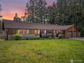 30703 SE 408th St, Enumclaw, WA 98022 | MLS #2478