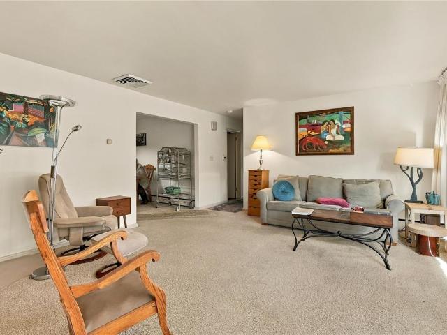 3071 Mosser Drive